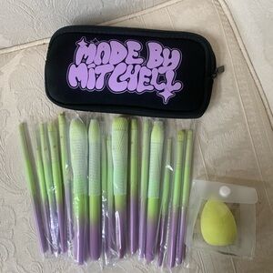 Made by Mitchell Ombre Brush Set & Beauty Sponge & Bag in Primadonna BNIB